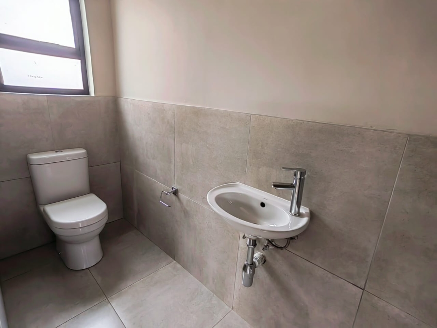 3 Bedroom Property for Sale in Van Der Hoff Park North West